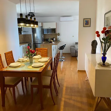 Odeska Apartment